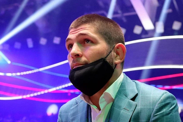 Нурмагомедов сохранил 2-е место в общем рейтинге UFC